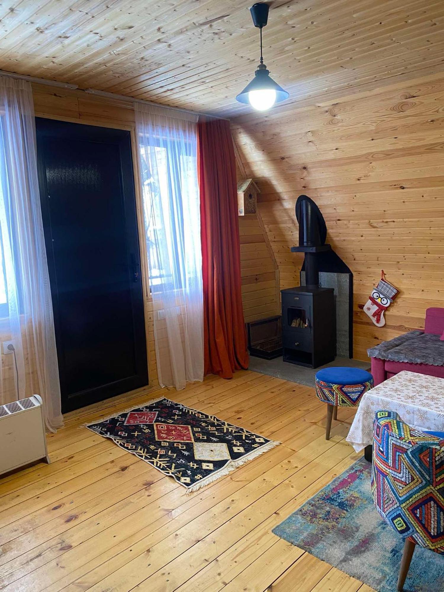 Cottage Mida Mestia Exteriér fotografie